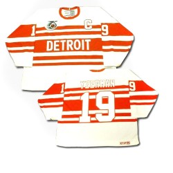 Detroit Red Wings Steve Yzerman Official White CCM Authentic Adult Throwback NHL Hockey Jersey